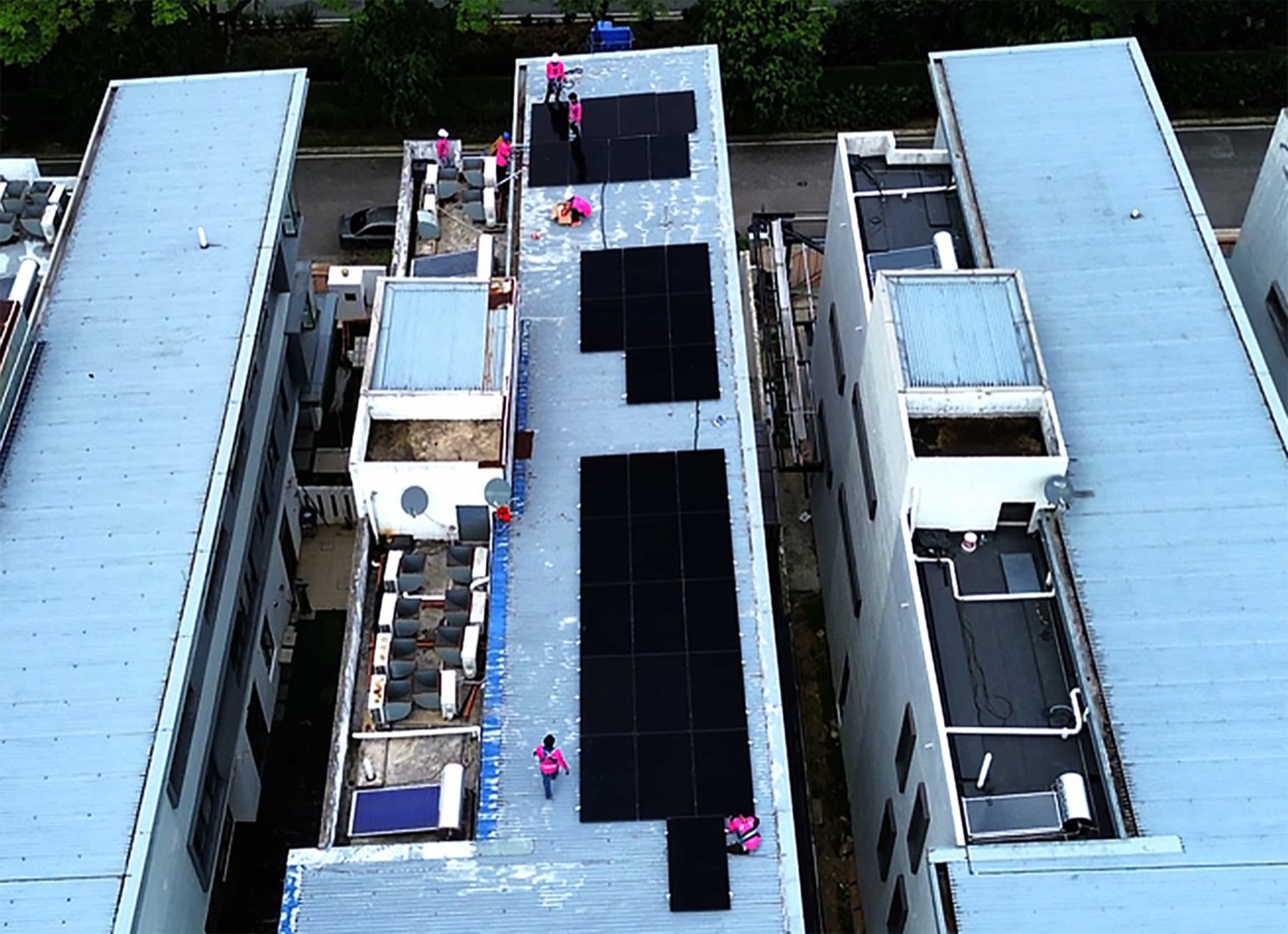Emit Solar installation, 32 panels